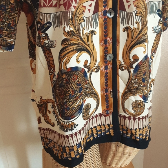 Karen Kane Vintage Tribal Print Top💖💖💖NWT - Picture 2 of 6